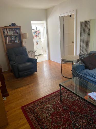 Beautiful apartment close to Cedars! Beverly Hills
