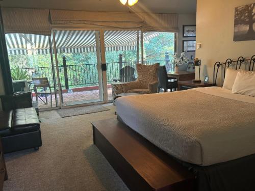 Peach Tree Inn - image 14