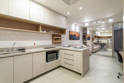 Kitchen, Ape com piscina e academia: Metro 350m in Laranjeiras