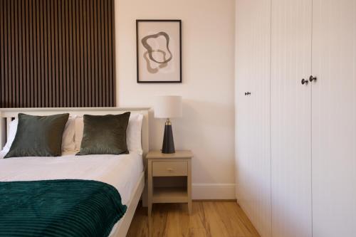 Emerald cosy room with dedicated Toilet, London (photo 2)