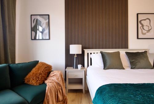 Emerald cosy room with dedicated Toilet, London (photo 5)