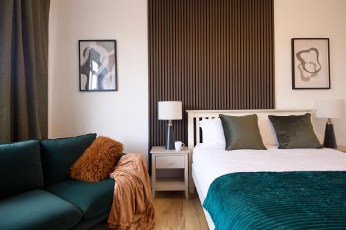 Emerald cosy room with dedicated Toilet, London (photo 6)
