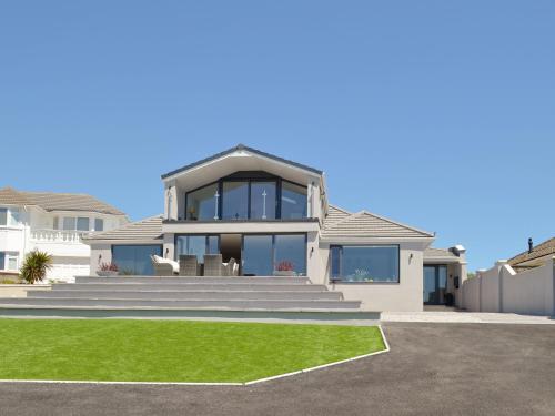 Deepwater Point Apartment