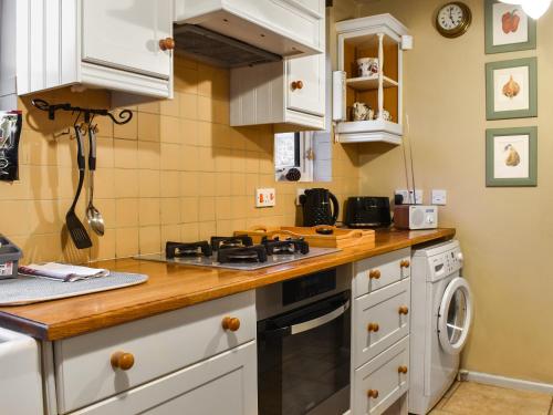 ทัศนียภาพภายนอกโรงแรม, Smugglers Cottage in นิวมิลตัน