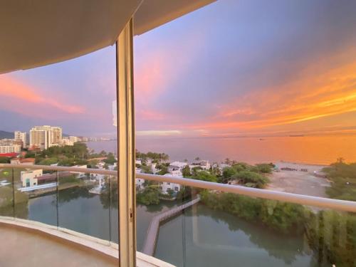Loft with unlimited ocean view