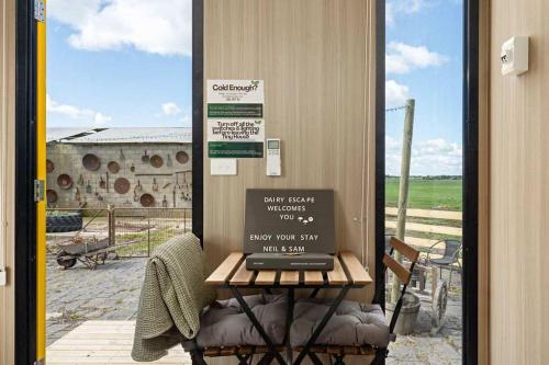 Dairy Escape by Tiny Away in แคมเปอร์ดาวน์ (วิคตอเรีย)