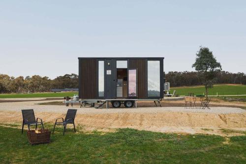 . Farm Stay at Sheltered Paddock X by Tiny Away