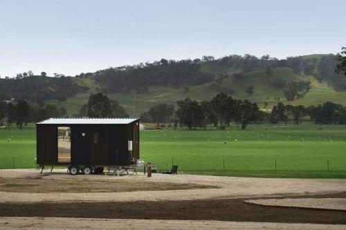 Farm Stay at Sheltered Paddock X by Tiny Away in Percydale