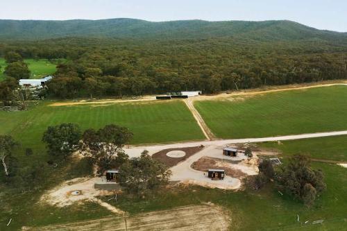 Farm Stay at Sheltered Paddock X by Tiny Away in Percydale