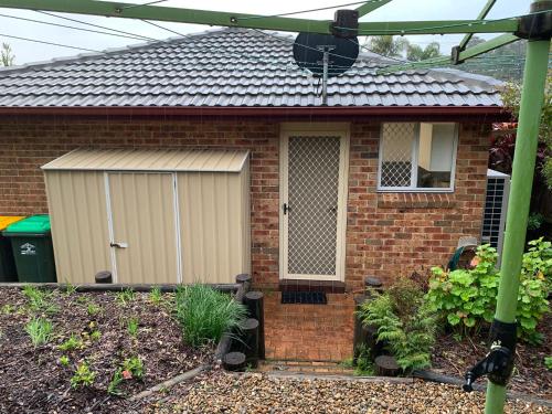 Exterior view, Fabulous Stunning Garden View King Bedroom with shared bathroom at MC 2079 in Berowra