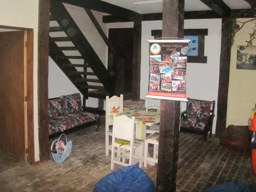 Maresias Hostel & Suites