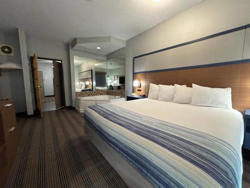 AmericInn by Wyndham Galesburg in Galesburg (IL)