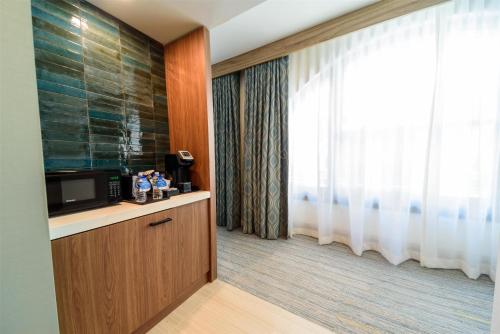 Hilton Garden Inn Dayton Downtown - image 6