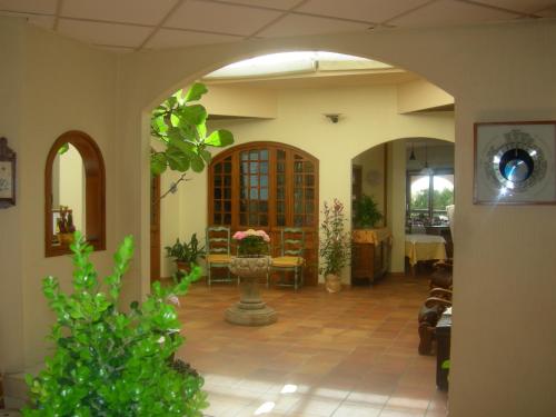 Mas de Vence - Hotel-Restaurant - 로비