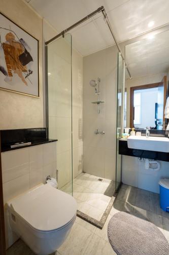 Business Bay 1BR Burj Khalifa&Canal Views,3Balcony, Dubai (foto 6)