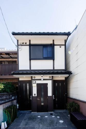 Noir Toji Inn