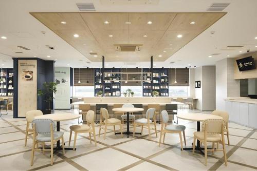 KEIKYU EX INN Haneda Innovation City 2 minutes walk from HICity Exit of Tenkubashi Station