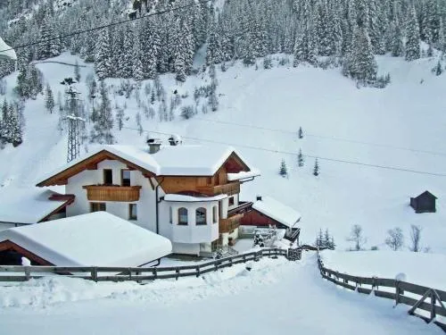 Cozy apartment in Außervillgraten in Außervillgraten, Österreich