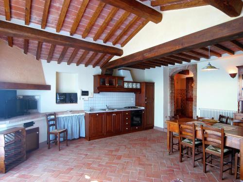 Konyha, Villa in Cortona with Pool  Garden in Montecchio