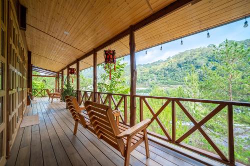 Huha's Farmstay Đà Lạt in Lam Ha District