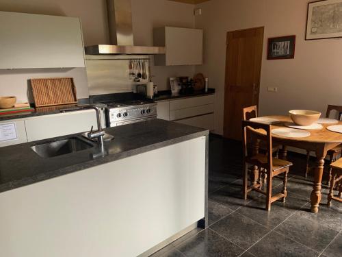 廚房, Gîte Banet-Sart à Daverdisse (Gite Banet-Sart a Daverdisse) in 達弗爾迪斯