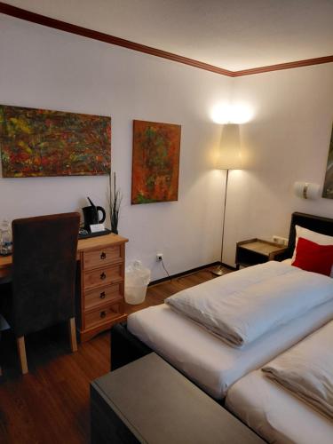 1 queen bed
