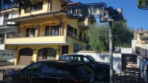 Buitenkant, Mondarco in Serravalle