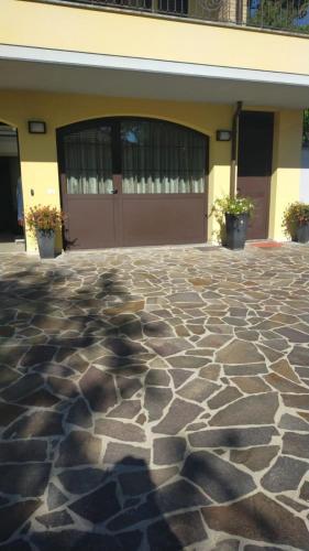 Buitenkant, Mondarco in Serravalle