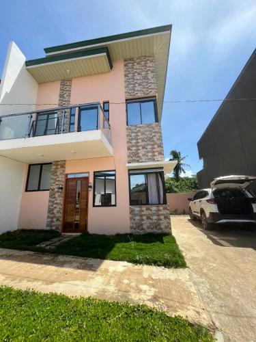 Mia Apartelle