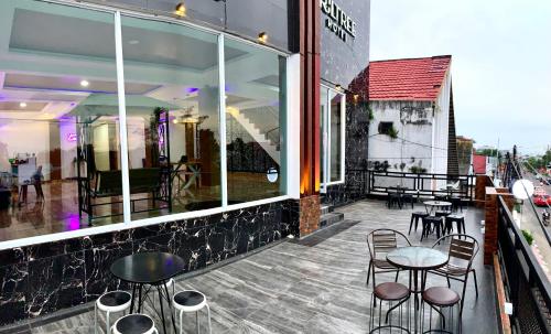 Balcony/terrace, Riltree hotel in Tanah Kongkong