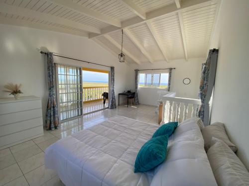 Bendishon Villa - 5 Bedroom Villa in Tera Kora