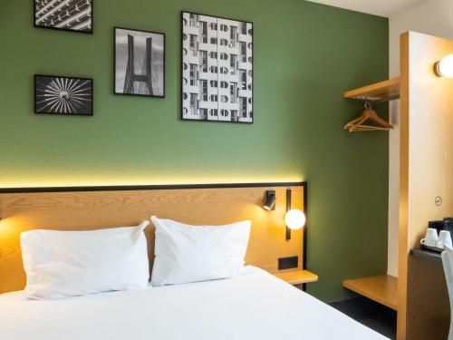 B&B HOTEL Wrocław Centrum - image 2