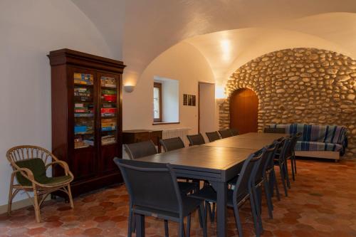 Facilities, Chartreuse de la Sylve Benite large capacity character cottage in Charavines