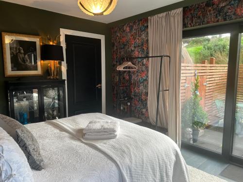 The ring fort lodge in Glenties