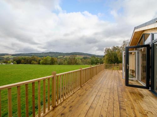 ทัศนียภาพภายนอกโรงแรม, Karelia Lodge in เค็นมอร์