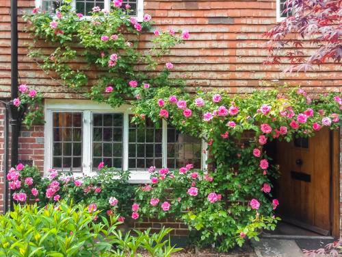 A szálláshely kívülről, School Hill House in Withyham