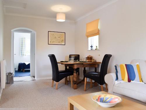 Exterior view, Stonecot in Wootton Bridge