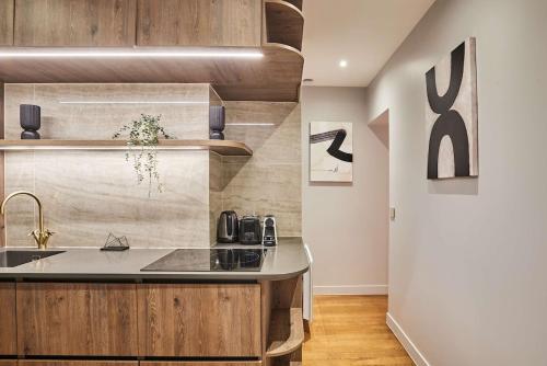 Superb air-conditioned flat on the Champs Elysées - image 11