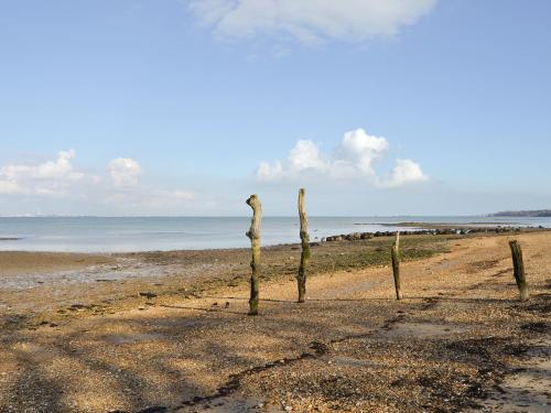 Exterior view, Stonecot in Wootton Bridge