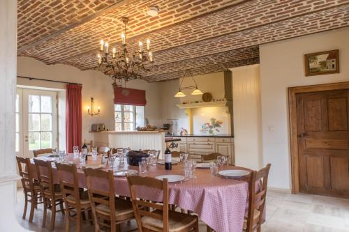 Ferme de l'Airbois - gites 12pers et 14pers in Ivuāra