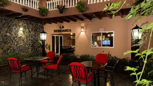 Hotel La Serrania in 로스 나랑호스