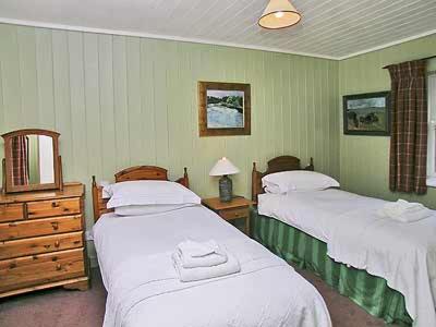 Зовнішній вигляд готелю, Marwhin Cottage - Swws in Нью Гелловей