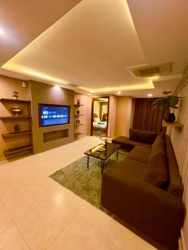 One bedroom Penthouse By sukun Gold crest Mall - image 12