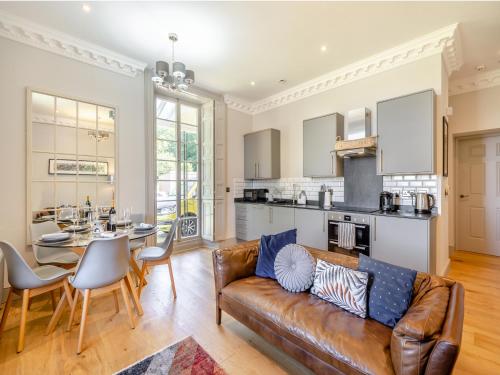 外部景觀, Mishmash in 安賽德