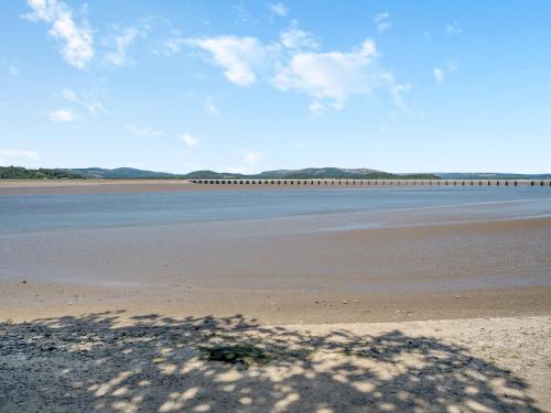 外部景觀, Mishmash in 安賽德