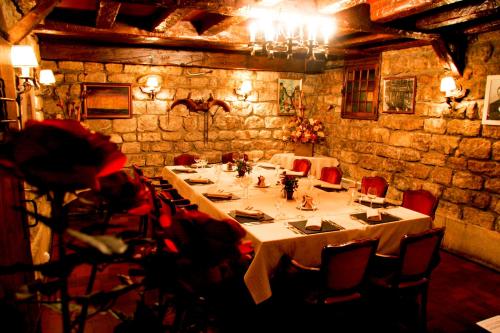 Restaurant, Le Ruisseau in Saint Mande