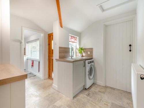 Exterior view, Hazel Cottage in Tolpuddle