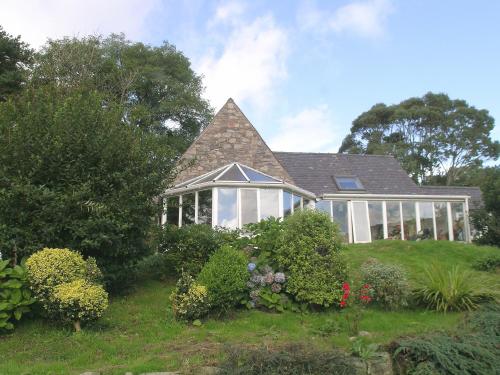 Holly Cottage - 28140