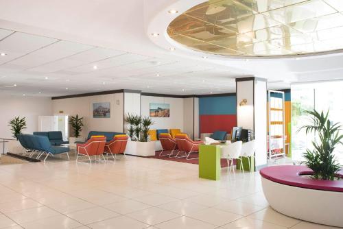 Fuajee, Aparthotel Acuasol. in Peniscola
