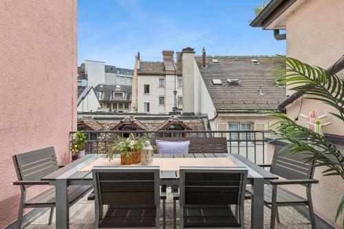 OldTownRiversideACBalconyFreeParkingWaterView, Zürich (photo 5)